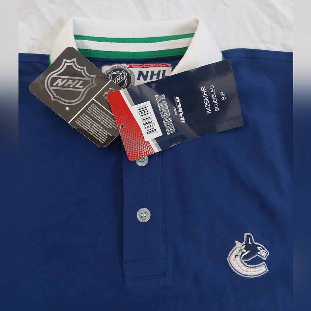 (RARE) Vancouver Canucks Polo shirt